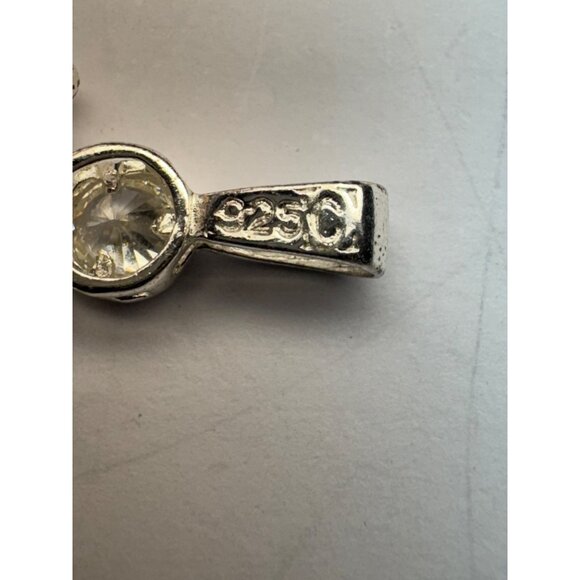 Estate Sterling Silver 925 Girl Pendant Clear Crystals Dangle Arms & Legs 1.6g - Picture 5 of 8